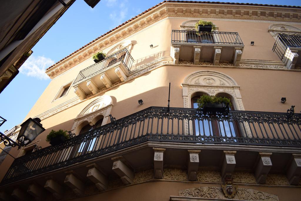 Cento Tari' Guest House Castiglione De Sicilia Exterior photo